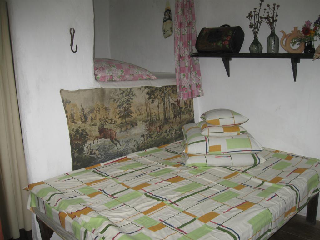 Koryakivskyi Rai Guest House Dmitrenki ภายนอก รูปภาพ