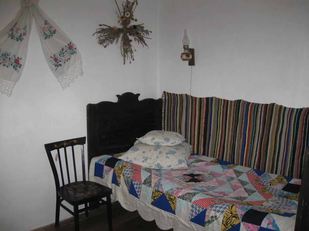 Koryakivskyi Rai Guest House Dmitrenki ภายนอก รูปภาพ