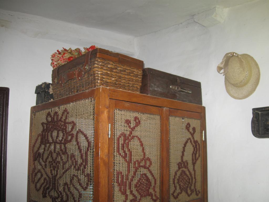 Koryakivskyi Rai Guest House Dmitrenki ภายนอก รูปภาพ